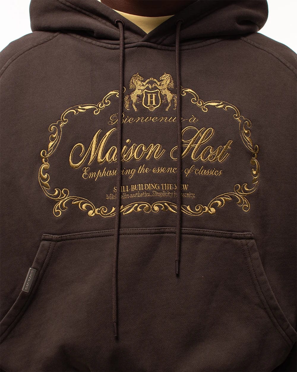 BIENVENUE HOODIE CHOCOLATE