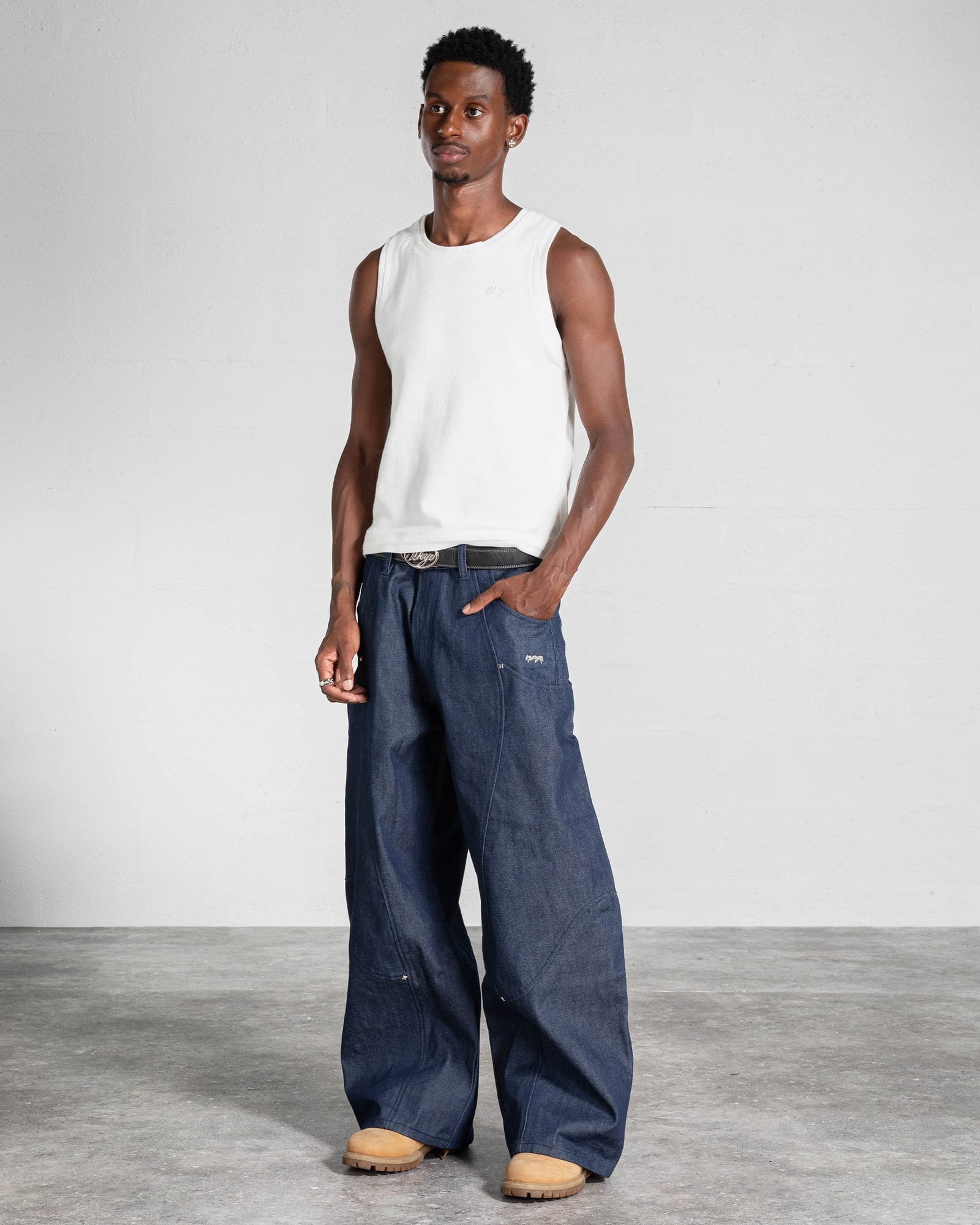 RIFT RAW DENIM JEANS
