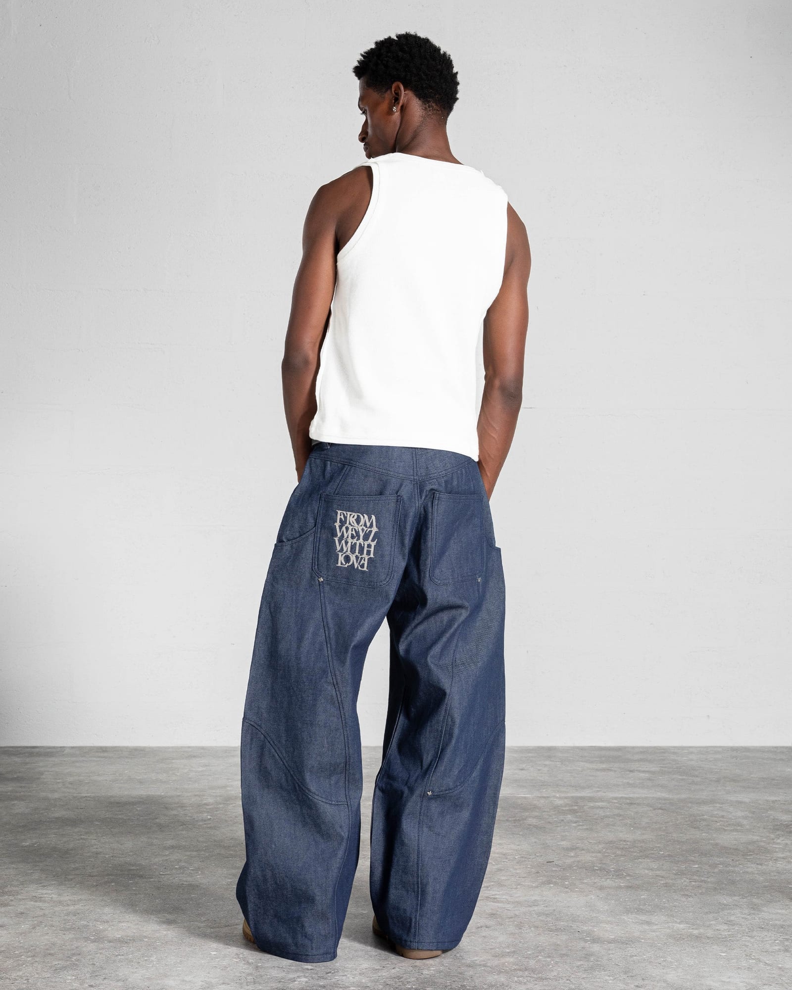 RIFT RAW DENIM JEANS