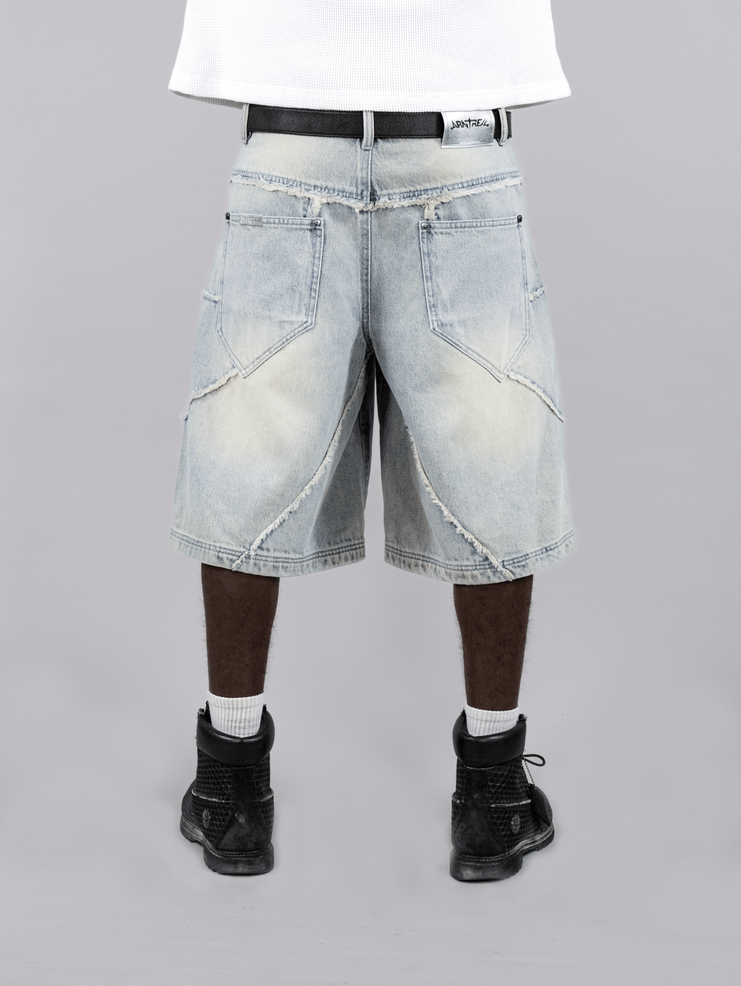 Arnmor Blue Jorts