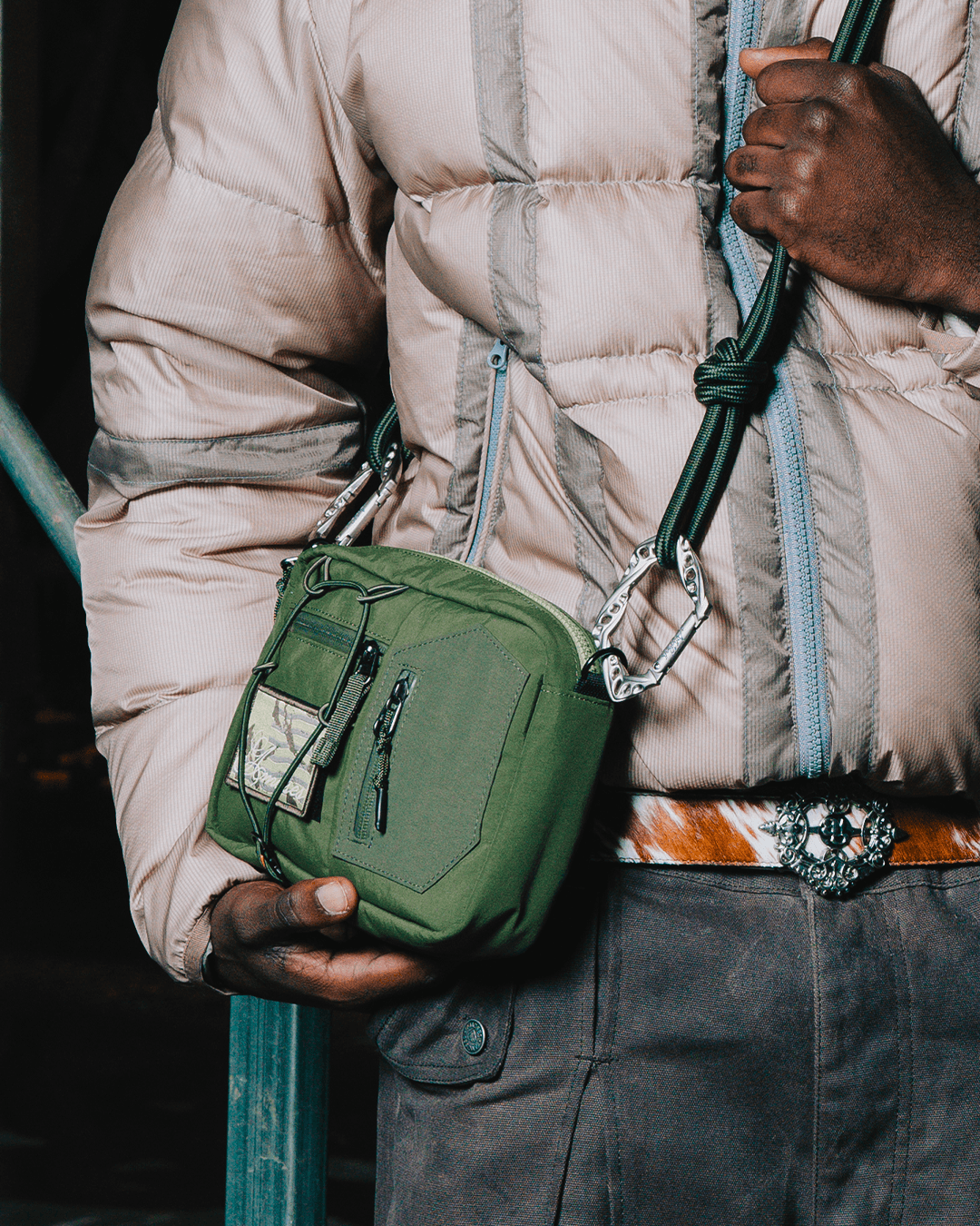 UNDERLOCK Handbag