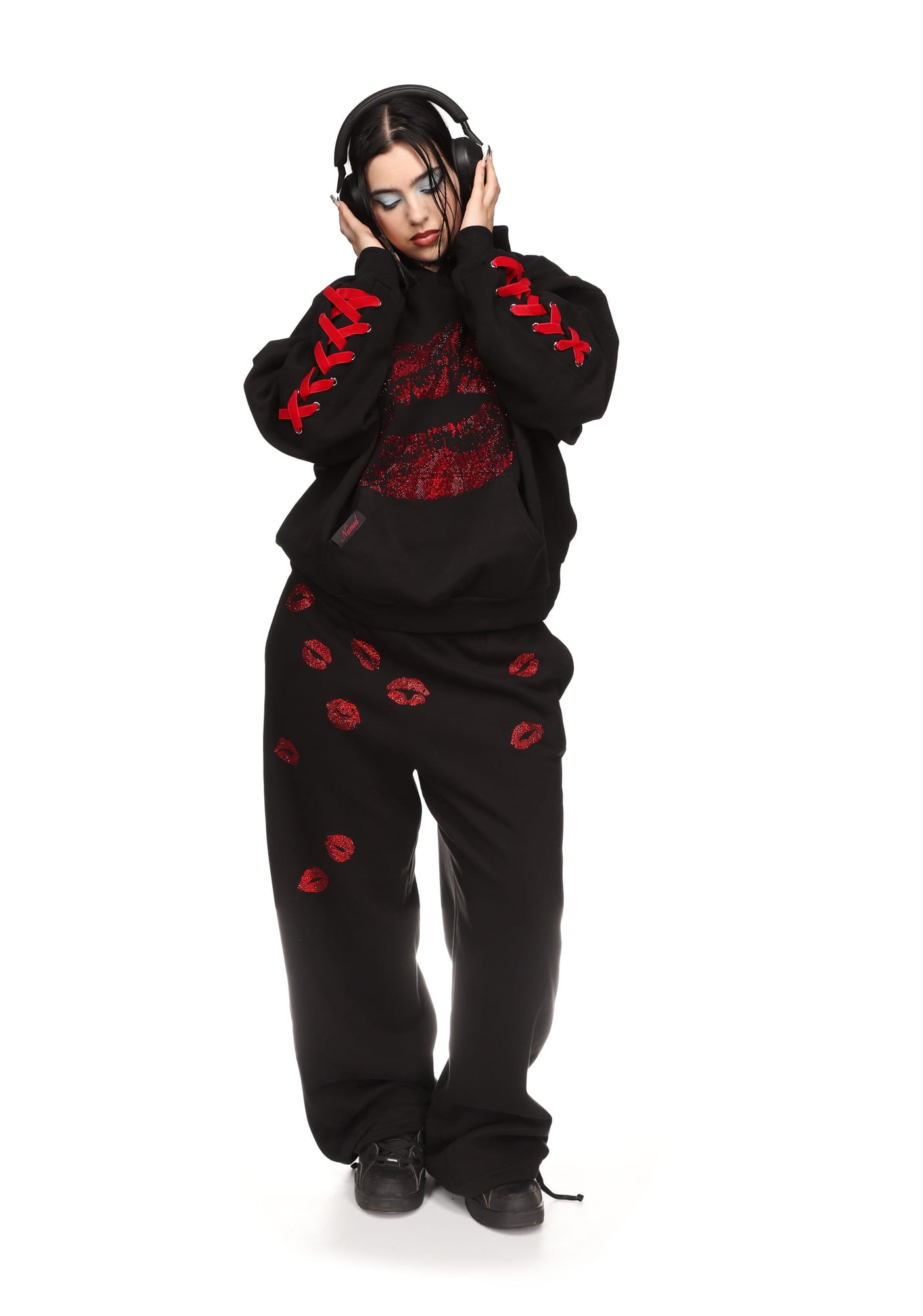 TEASE RHINESTONE KISS PULLOVER HOODIE
