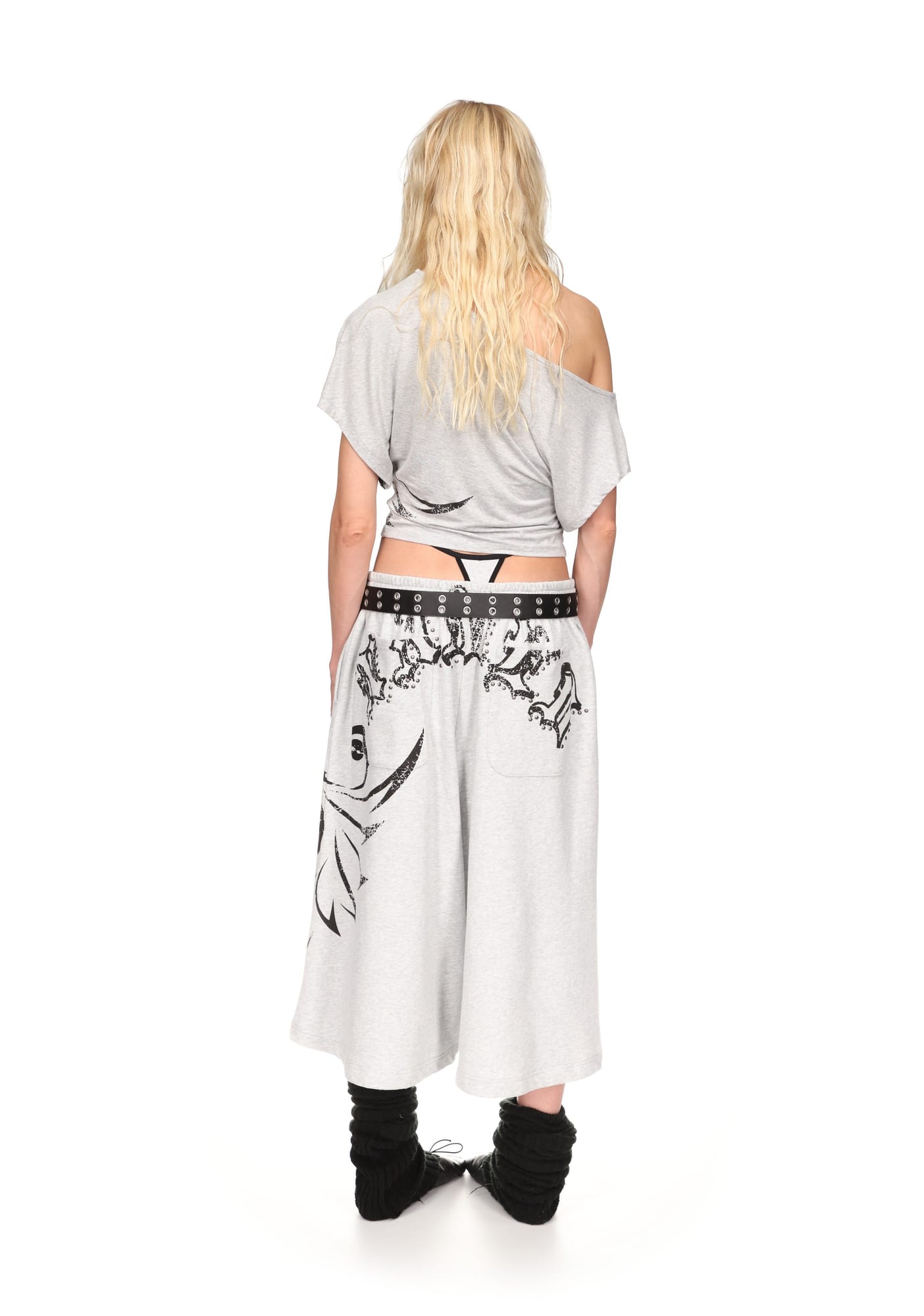 OUTLAW Off-the-Shoulder Top