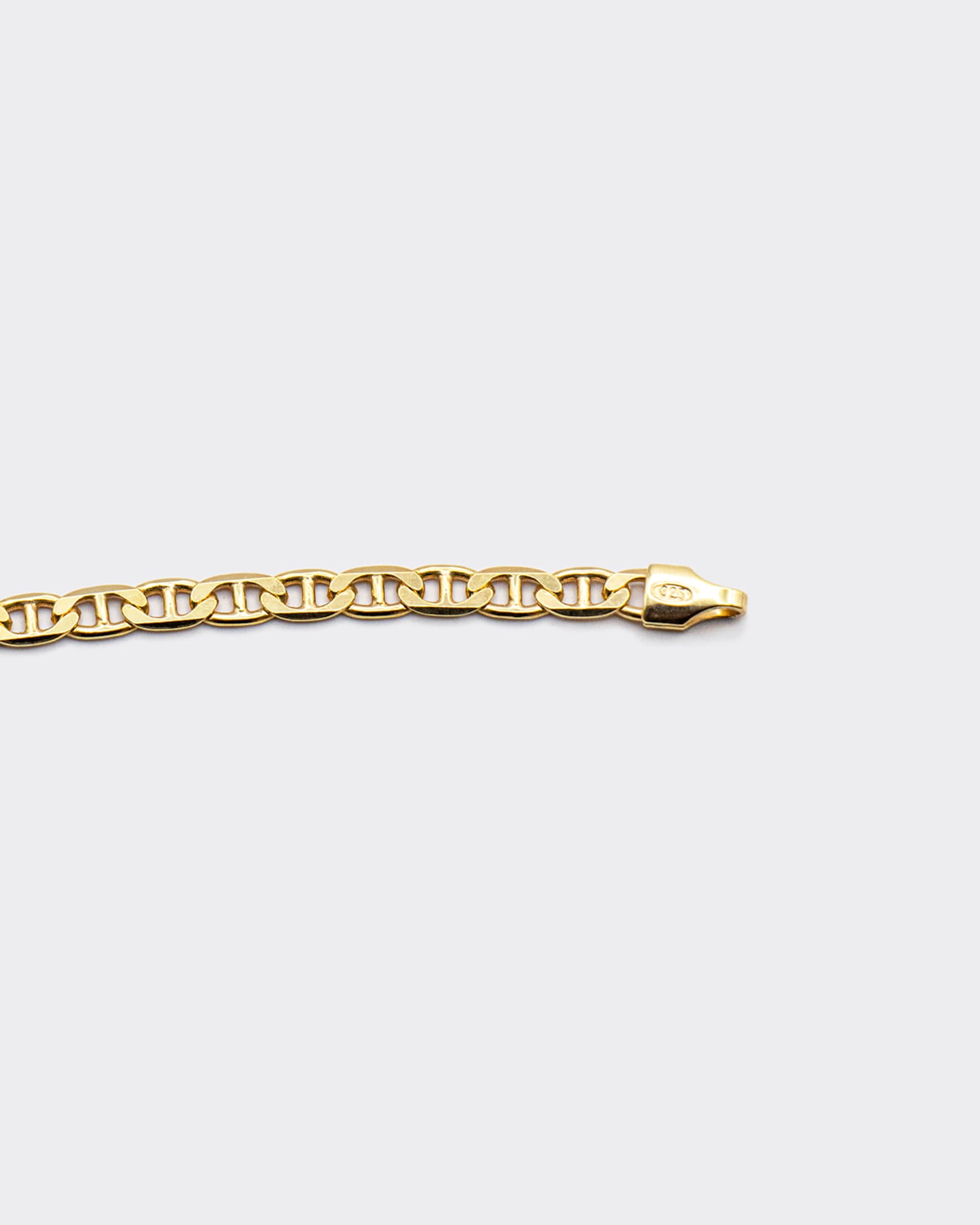 THE MARINA CHAIN