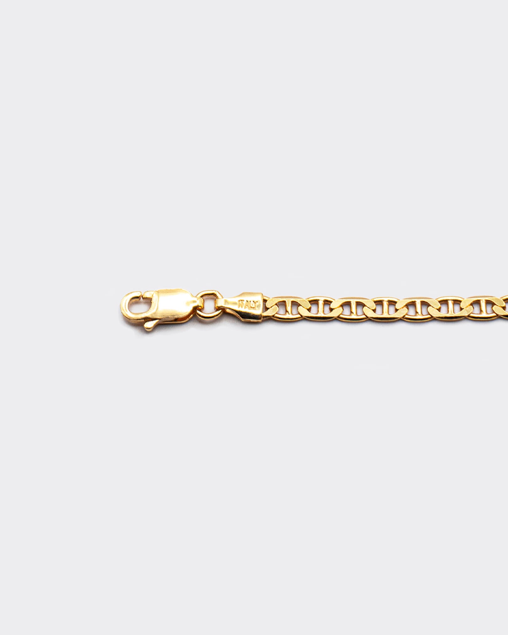 THE MARINA CHAIN