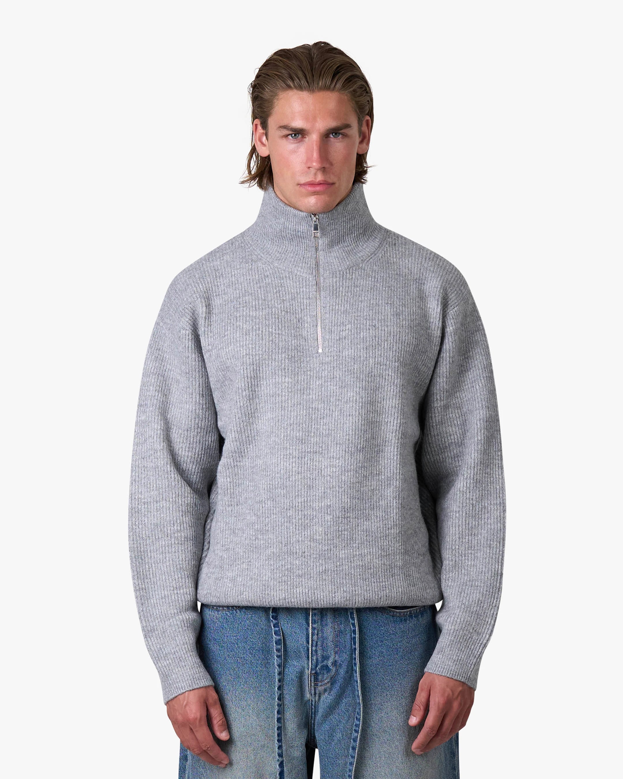 Sontuso Knitted Half-Zip Sweater