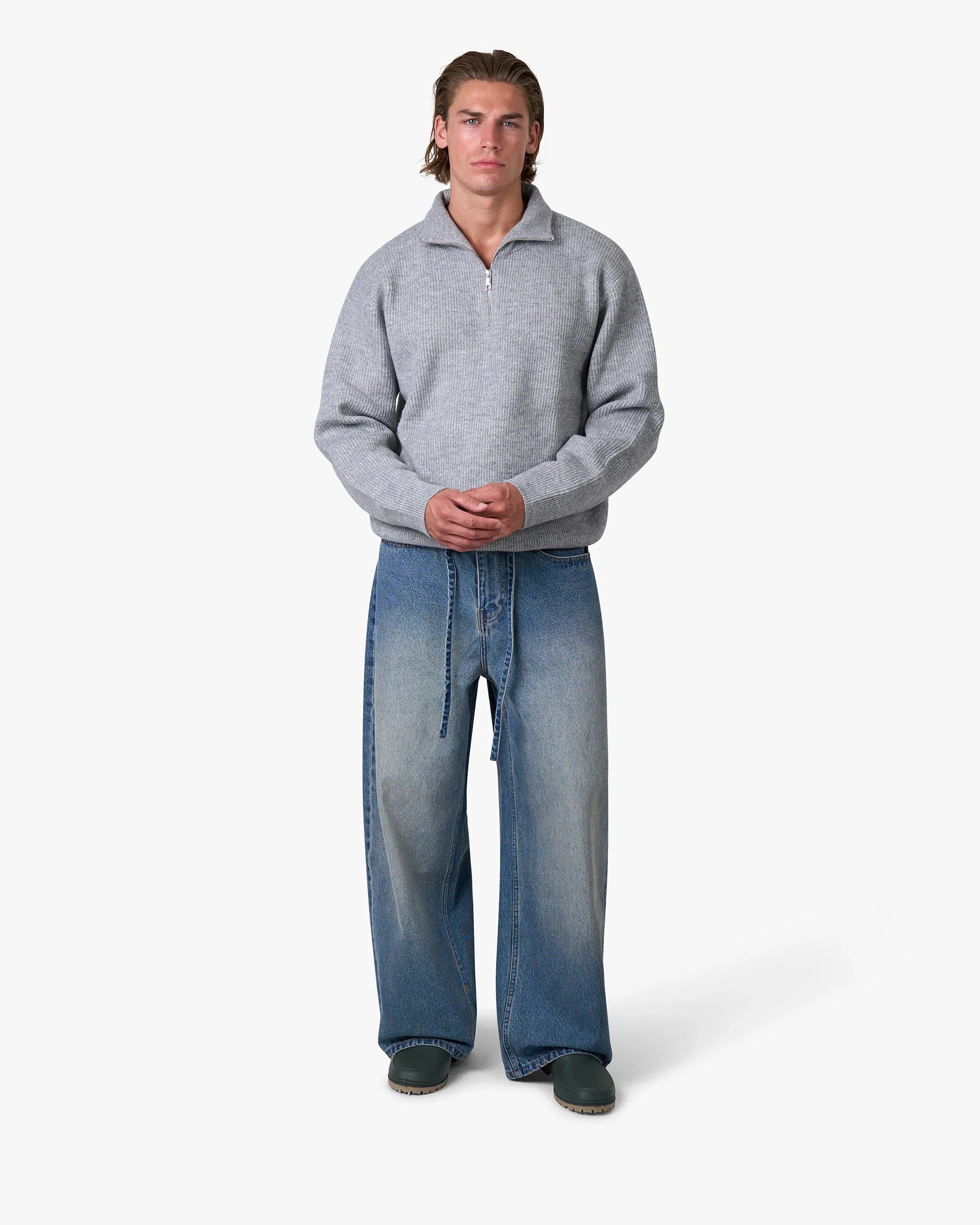 Sontuso Knitted Half-Zip Sweater