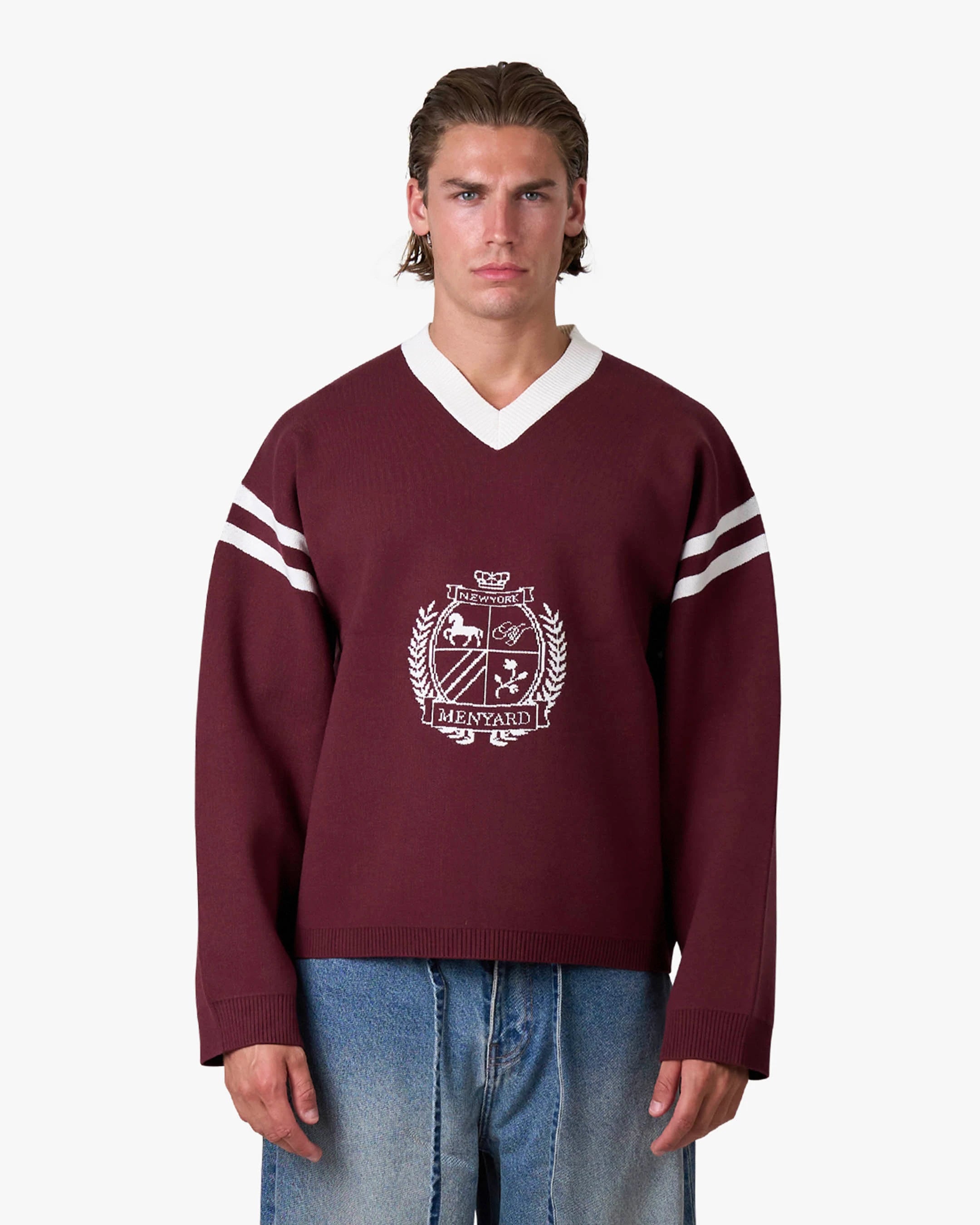 Badge V-Neck Knit