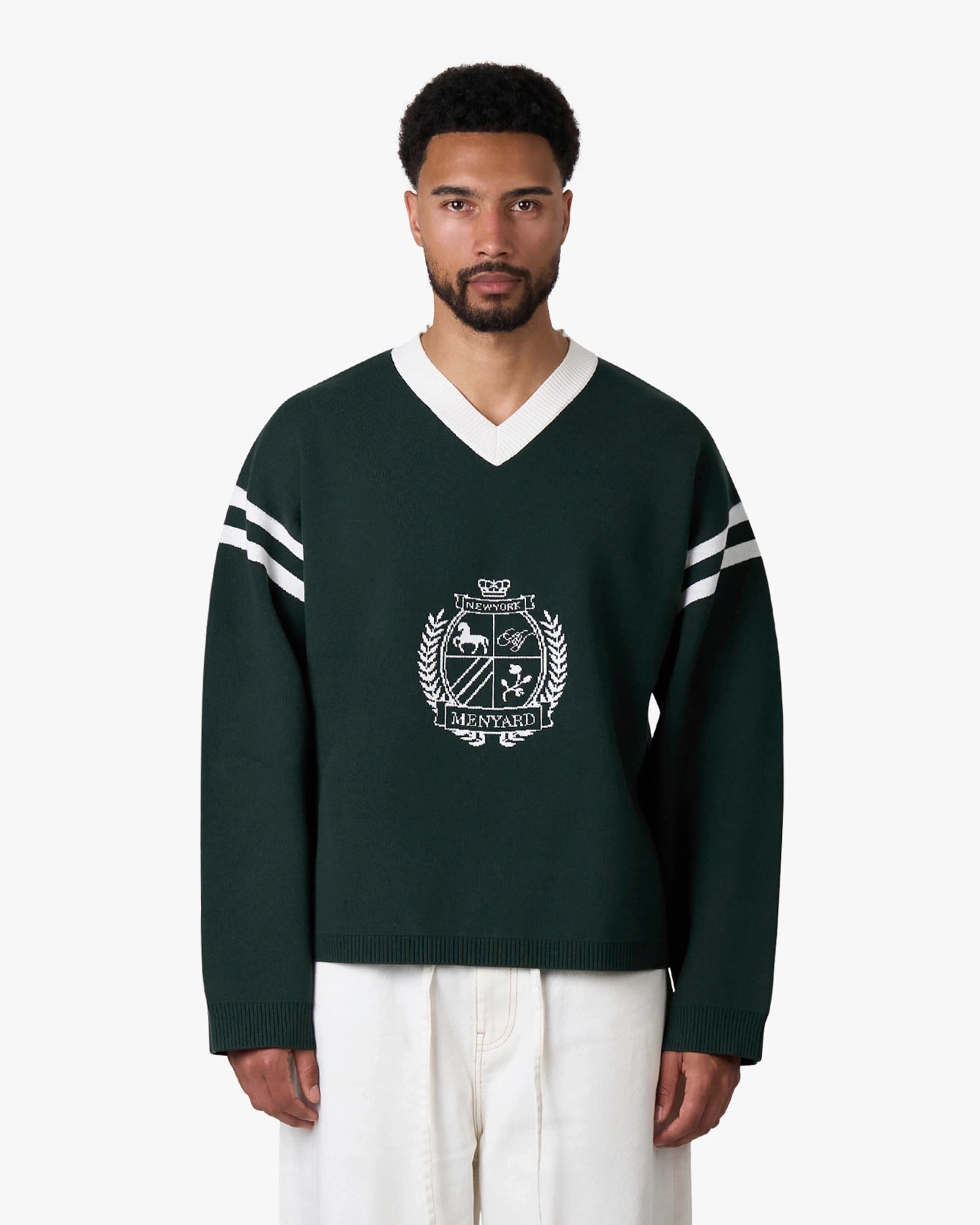 Badge V-Neck Knit